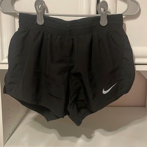 Black Nike shorts